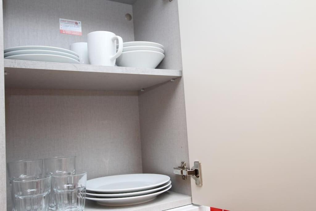 Lovely One Bed Apartment-Near All Transport-Village-Freeparking London Exterior photo